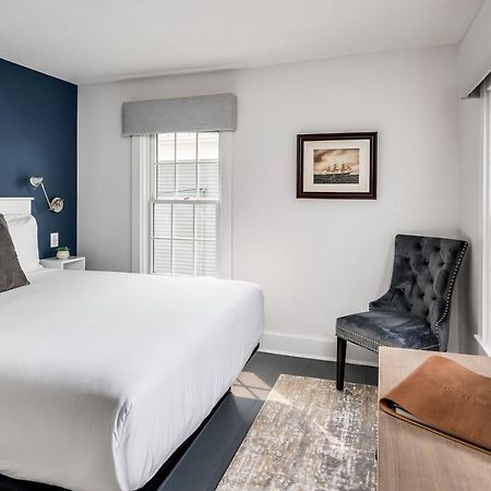 Martin Hill Inn Portsmouth Esterno foto